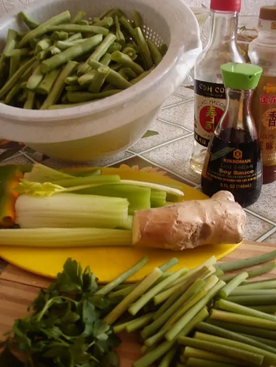 Салат из стручковой фасоли «зеленый дракон».: шаг 1