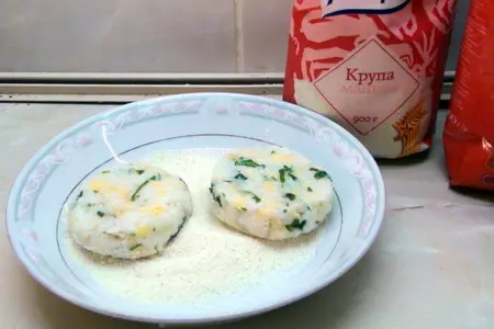 Биточки из риса с отварной курицей и сыром: шаг 2