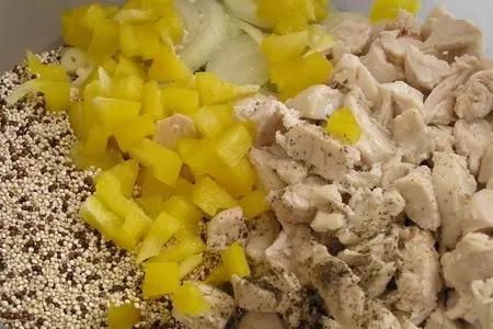 «кассероль» с курицей, киноа и сладким перцем. (обретение легкости: тест-драв): шаг 3