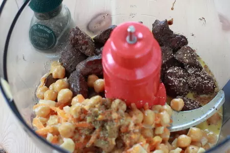 Паштет из куриной печени с  горохом нут: шаг 5