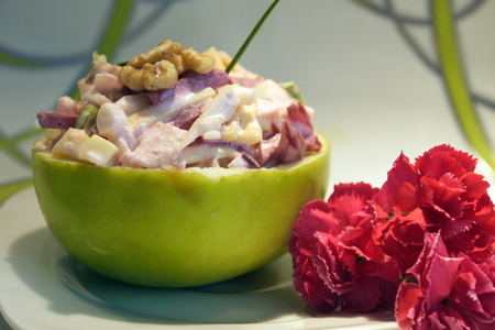 Салат «яблоко соблазна» (вариации на тему салата вальдорф) в подарок вике jamiroquai: шаг 6