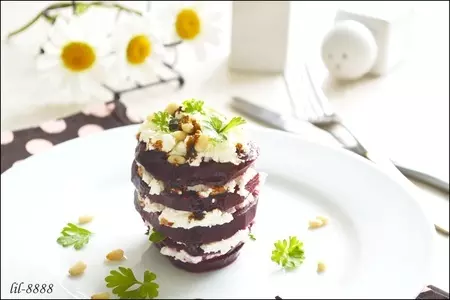 Маринованная свекла со сливочным сыром и кедровыми орешками.: шаг 4