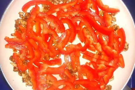 Пикантная курочка с грецкими орехами: шаг 5