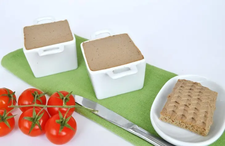 Паштет из желтой чечевицы с куриной печенью и грибами.: шаг 10