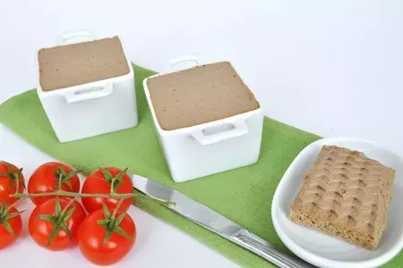 Паштет из желтой чечевицы с куриной печенью и грибами.: шаг 10