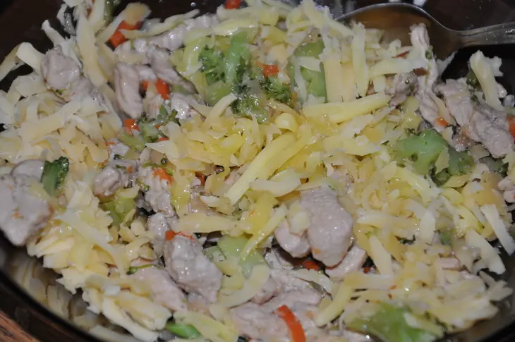 Трубочки фило с мясной начинкой: шаг 1