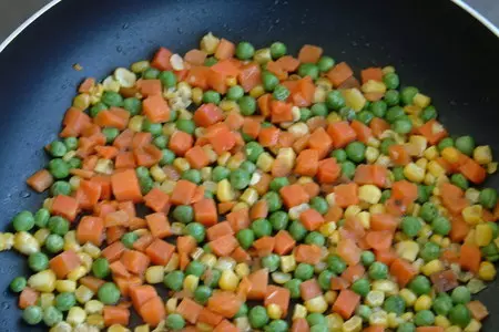 Легкий пирог из коричневого риса "мистраль" с рыбой и овощами в тесте фило: шаг 5