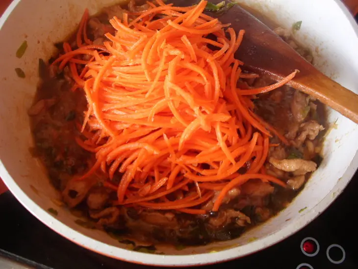 Острая курица с гречневой собой «рыжая бестия».: шаг 3
