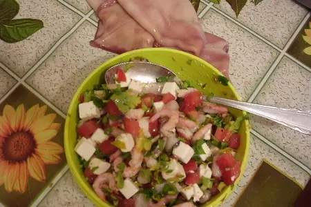 Кальмары фаршированные «мультяшные».: шаг 2
