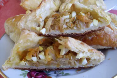 Слоёные пирожки с капустой: шаг 7