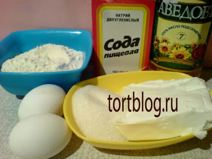 Вкусные творожные пышки: шаг 2