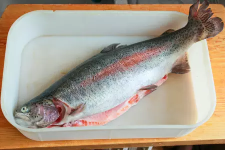 Рыба и курица в морковном тесте.: шаг 3