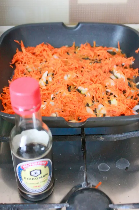 Рыба и курица в морковном тесте.: шаг 10