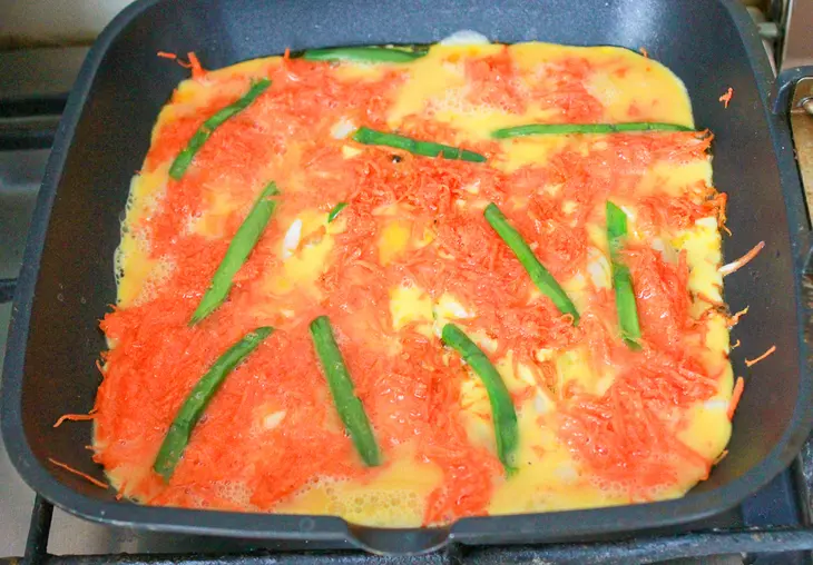 Рыба и курица в морковном тесте.: шаг 11