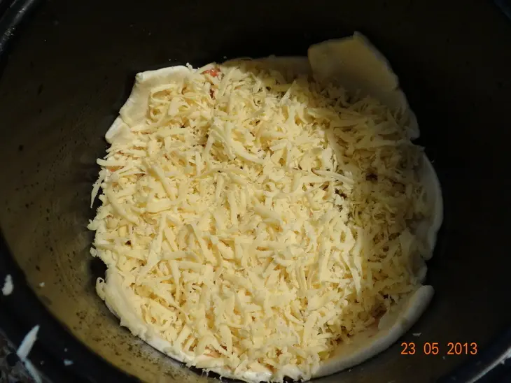 Слоёнка с овощной начинкой в мультиварке: шаг 3