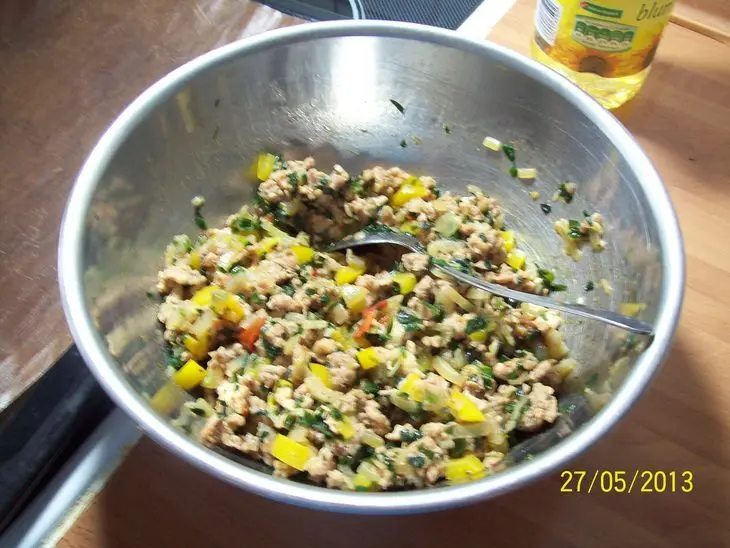 Пироги с фаршем и овощами "базлама": шаг 9