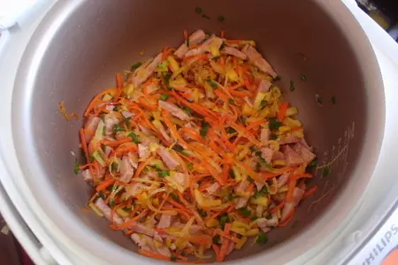 Ножки свиные в сухарях с тушеной капустой и картофельным салатом.  для моих подруг из германии.: шаг 6