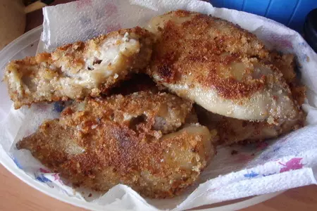 Ножки свиные в сухарях с тушеной капустой и картофельным салатом.  для моих подруг из германии.: шаг 9
