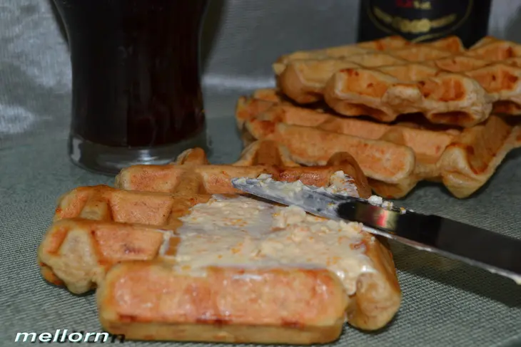 Цельнозерновые вафли с творогом и сыром: шаг 7