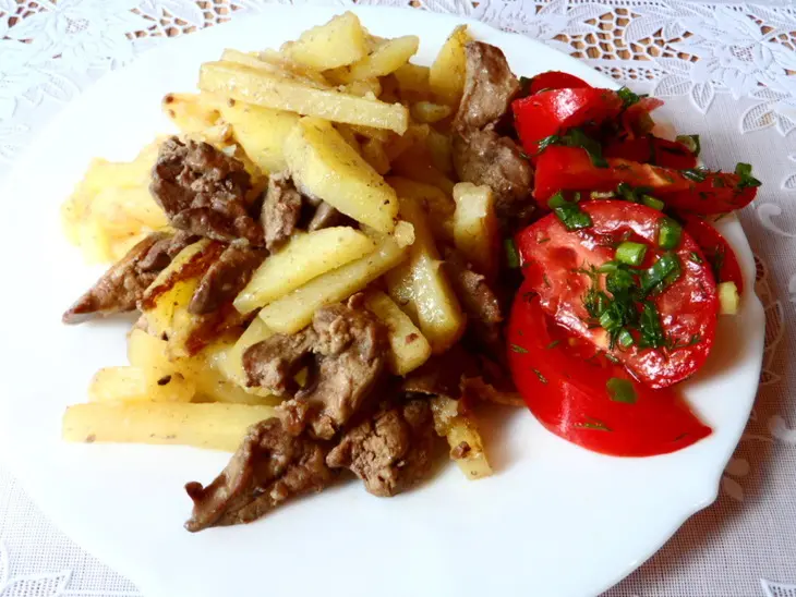 Куриная печень с картошечкой(для фм ужин за 150руб.): шаг 6