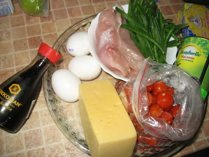 Киш с куриной грудкой, стручковой фасолью и сыром.: шаг 2