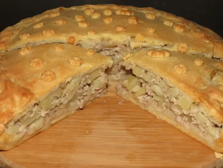 Мясной пирог по уральски  "фм - ужин для всей семьи за 150 рублей.": шаг 8