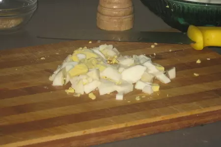 Слоеные пирожки с яйцом и зеленым луком (дуэль): шаг 4