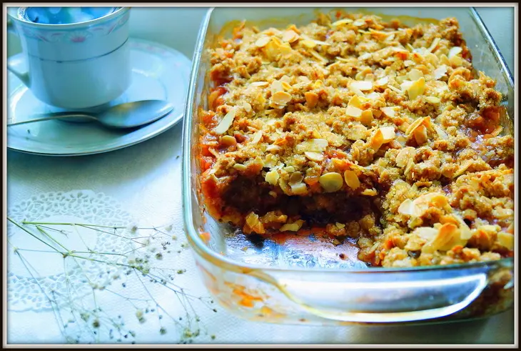 Крисп с крыжовником и персиками. фруктовый пирог.: шаг 5