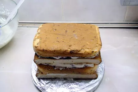 Торт «клубничка». сочный вкус лета!: шаг 9