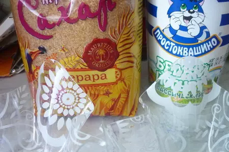 Холодный десерт  с шоколадно-ягодным соусом: шаг 1