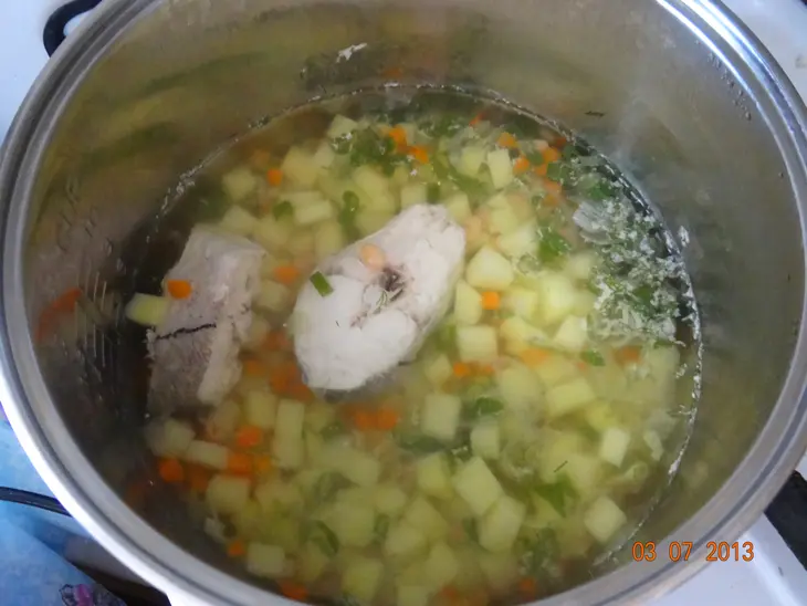Рыбный супчик с фасолью и картофелем: шаг 3