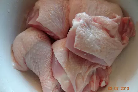 Ароматная курочка со сливочным картофелем: шаг 1