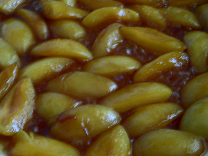 Творожный десерт с карамелизованными абрикосами.: шаг 9