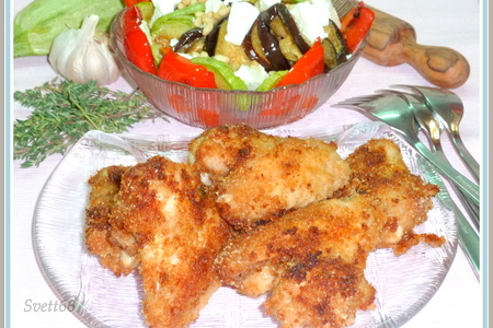 Куриные крылышки с салатом из овощей гриль с кедровыми орешками и брынзой: шаг 8