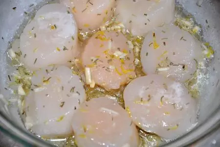 Гребешки с фруктовым салатом в манговом соусе: шаг 1