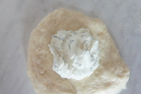 Сырный хлеб с творожной начинкой: шаг 6
