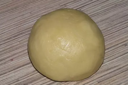 Нежнейший пирог с персиком и малиной: шаг 5