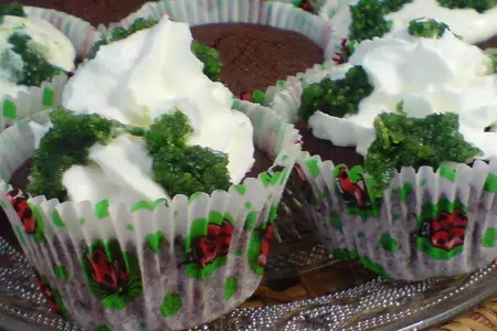 Кексы "after eight"/шоколадные с мятным сахаром: шаг 7