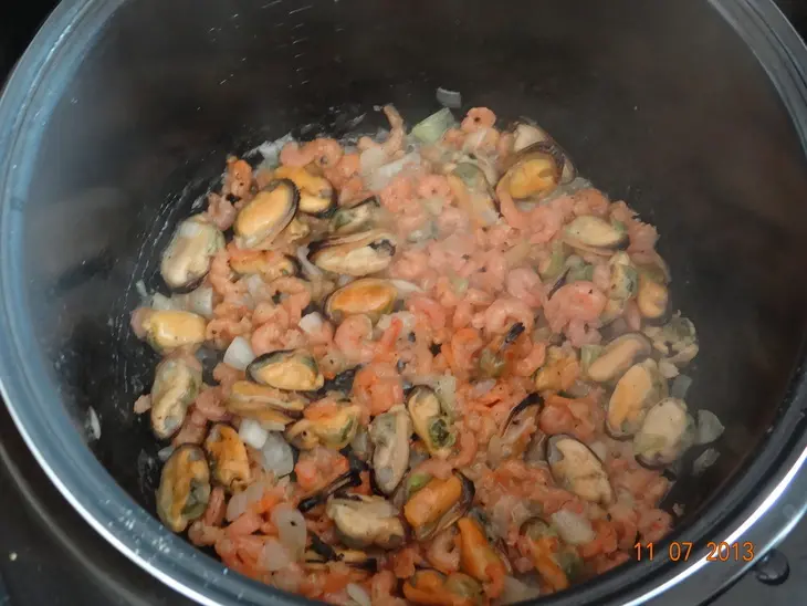 Закуска из морепродуктов с лавашем: шаг 2