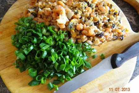 Закуска из морепродуктов с лавашем: шаг 3