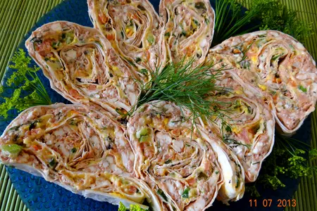 Закуска из морепродуктов с лавашем: шаг 11