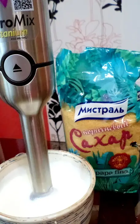Легкий, освежающий йогуртовый десерт с персиками и карамелью!: шаг 1