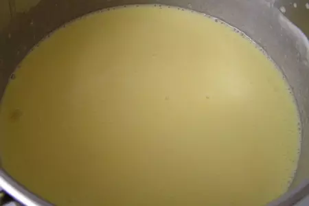 Мятный торт с белым шоколадом и красными ягодами: шаг 17