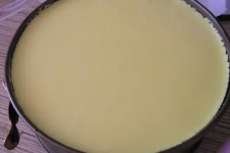Мятный торт с белым шоколадом и красными ягодами: шаг 18