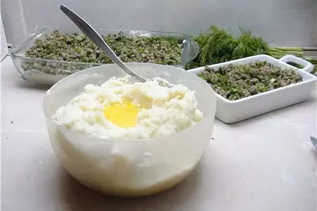 Картофельная запеканка с мясным фаршем.: шаг 4