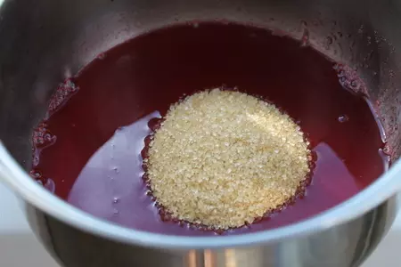 Желе из красной смородины и заливная дыня: шаг 3