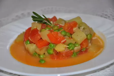 Жареный сибас и овощное рагу с розмарином.: шаг 3