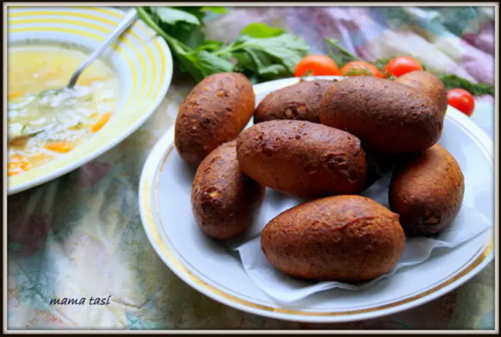 Пирожки жаренные, из творожного теста с рыбой и рисом.: шаг 7