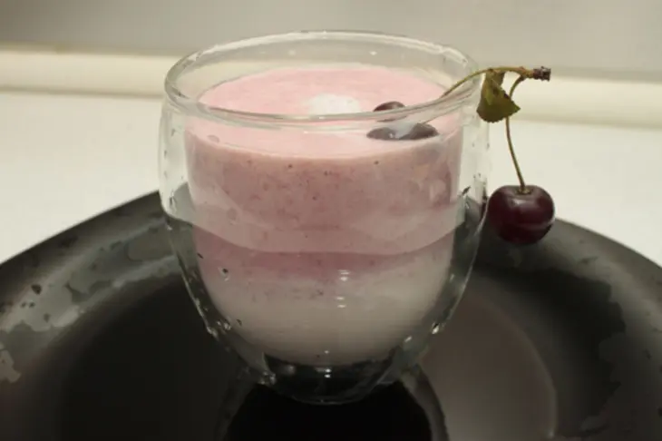 Вкусный коктейль-мороженое (классический, ягодный, шоколадный, алкогольный): шаг 9