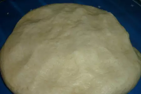 Булочки с шоколадно-ореховой начинкой: шаг 2